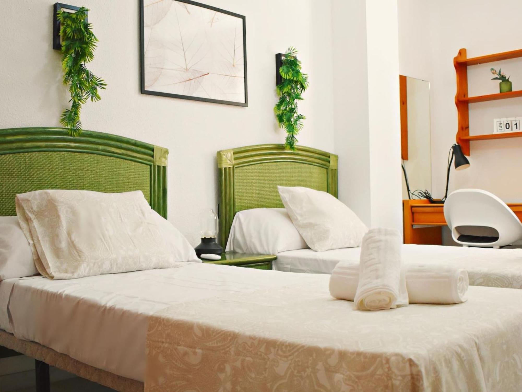 Amplio Y Luminoso Apartamento Cerca Del Centro Y La Playa Con Piscina Y Parking Privado Málaga Exterior foto